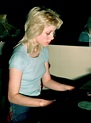 20 Vintage Photographs of a Young and Wild Cherie Currie of The ...