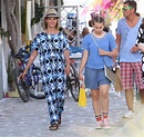 Nia Vardalos and her cute daughter in Greece (photos) | protothemanews.com