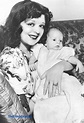 Clara Bow with her newborn son | Classic movie stars, Clara bow, Silent ...