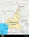 Politische Landkarte Kamerun mit Hauptstadt Yaounde, Landesgrenzen, die ...