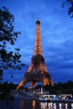 Fotos gratis : noche, edificio, Torre Eiffel, París, Paisaje urbano ...
