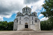 Chiesa E Mausoleo Del ` S Di St George a Oplenac, in Topola, La Serbia ...