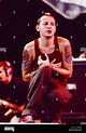 Chester bennington 2001 hi-res stock photography and images - Alamy