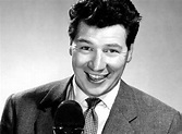 Veteran entertainer Max Bygraves dies aged 89 | The Independent | The ...