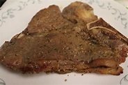 Aparna's Cookbook: Oven-broiled T-bone steak