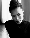 Harlem Girl : Angela Bassett - Selenie