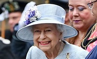 Isabel II viaja a Escocia y regresa a sus actividades reales