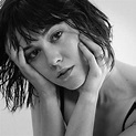 Mary Elizabeth Winstead Strips Down in a Sexy New Photo Shoot - Maxim