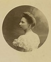 Princesa Tatiana Constantinovna, em 1909. Ela está voltada para a ...