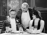 CINESTONIA: Una mujer de París (1923) - Charles Chaplin