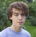 Alex Lawther Biography | Career, Net Worth, Height, Age, Relationships