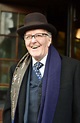 Robert Hardy, Cornelius Fudge in 'Harry Potter' Films, Dies at 91