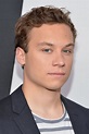 Fotos | Finn Cole | Artista | Filmow