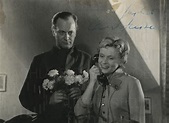 EINE FRAU VON HEUTE (1954) Szenenfoto mit Autograph 1 – Nachlass Curd ...