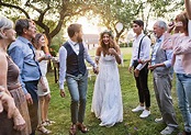 21 Backyard Wedding Ideas + Checklist | The Zebra