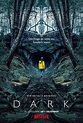 "Dark": Posterpremiere zur ersten deutschen Netflix-Serie - FILMSTARTS.de