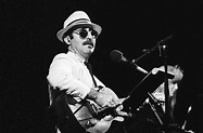 Leon Redbone Dead: Singer Dies At 69 | Billboard – Billboard