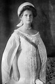 Maria Nikolaevna Romanova wearing a russian court dress, 1911 | Romanov, Romanov family, Romanov ...