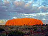 File:Uluru Australia(1).jpg - Wikipedia