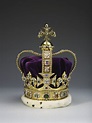 Estas son las coronas más famosas de INGLATERRA; una fue la favorita de ...
