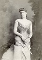 The Jersey Lily: 40 Glamorous Photos of Lillie Langtry in the Late 19th ...