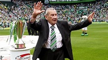 BBC Sport - Sean Fallon: Tributes paid after Celtic great dies aged 90