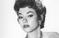 Rita Moreno So Young So Bad : Young Rita Moreno Glamorous Photos That ...