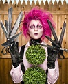Edward Scissorhands cosplay | Halloween costumes women, Halloween ...