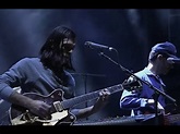 The War on Drugs - In Chains (Live) - YouTube