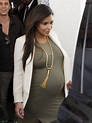 Kim Kardashian, Pregnant For 8 Months, Dines In Beverly Hills (PHOTOS ...