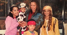 Vanessa Williams Has a Son and Three Daughters — Inside Her Family Life