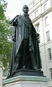 King George VI statue by William McMillan, commemorated in 1955, stands ...