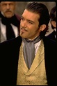 Antonio Banderas as Alejandro Murrieta, The Mask Of Zorro | Celebrities ...