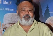 Saurabh Shukla Flogged The Writer Of Dabang 3 Dilip Shukla On The Sets ...