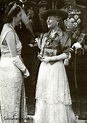 ᕼᗩᑎᗩᑎ 卄𓂀 ᗴᘔᘔᗩT🏴‍☠️ on Twitter | Queen victoria family, Princess alice ...