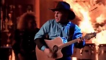 "Standing Outside The Fire" video | Garth brooks, Music tv, Garth