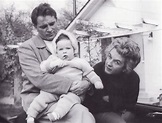 Richard Burton with his wife Sybil and daughter Kate | Kate burton ...