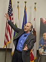 Saul Perlmutter Wins Nobel Prize in Physics - Photos