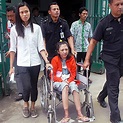Injured Indonesian maid Erwiana Sulistyaningsih weeps on leaving ...