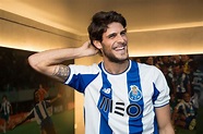FC Porto apresenta Gonçalo Paciência. "Estou de regresso a casa ...