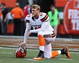 Browns sign Charley Hughlett to 6-year extension, make him highest paid ...