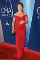 Pregnant Jessie James Decker shows off baby bump at CMAs | Daily Mail ...