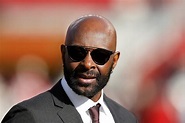 Jerry Rice Is One of Eight NFL Players Who Have Already Played a 17 ...