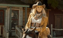 Miranda Lambert Proves She's the Queen of the Wild West In 'If I Was A ...