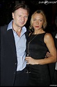 Liam Neeson heureux au bras de sa compagne Freya à Paris - Purepeople