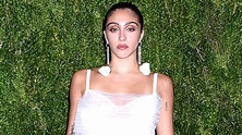 Lourdes Leon Shares Makeup-Free Selfie After Modeling Savage X Fenty ...