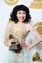 Grammy Awards Cracktacularly Played: Kimbra - Go Fug Yourself: Because ...