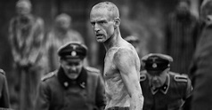 "The Survivor" na HBO Max. Bił, żeby przeżyć Auschwitz. Naziści ...