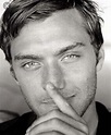 Young(er) Jude Law. That is all. : r/LadyBoners