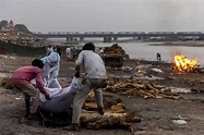 印度恆河驚現數十浮屍沖上岸 疑染疫身亡火葬場處理不完的...... - 國際 - 自由時報電子報
